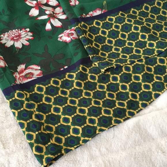 Gorgeous green floral jumpsuit - Picture 5 of 8